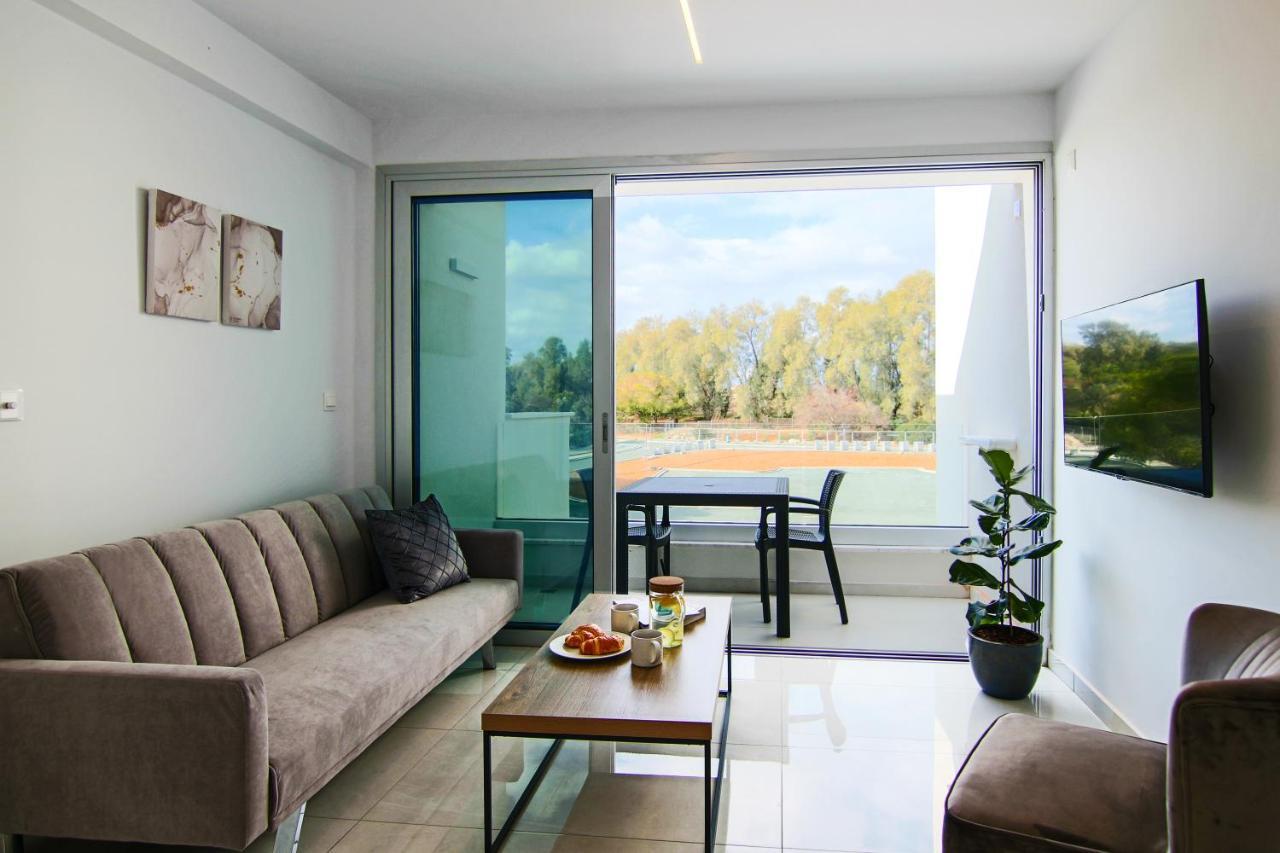 파포스 Phaedrus Living - Seaside Executive Flat Harbour 204 아파트 외부 사진